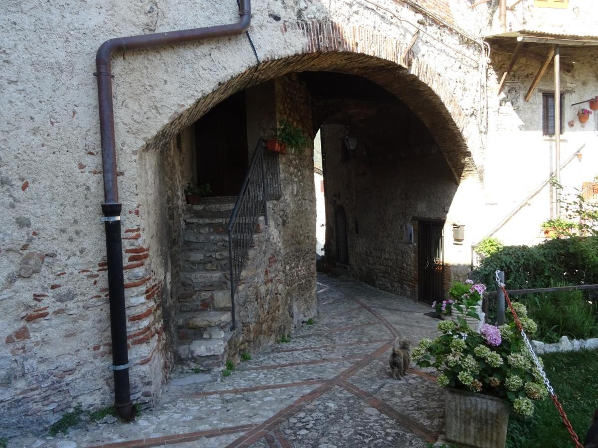 La Bottega Del Fabbro Affitto Breve Villa Contigliano Buitenkant foto