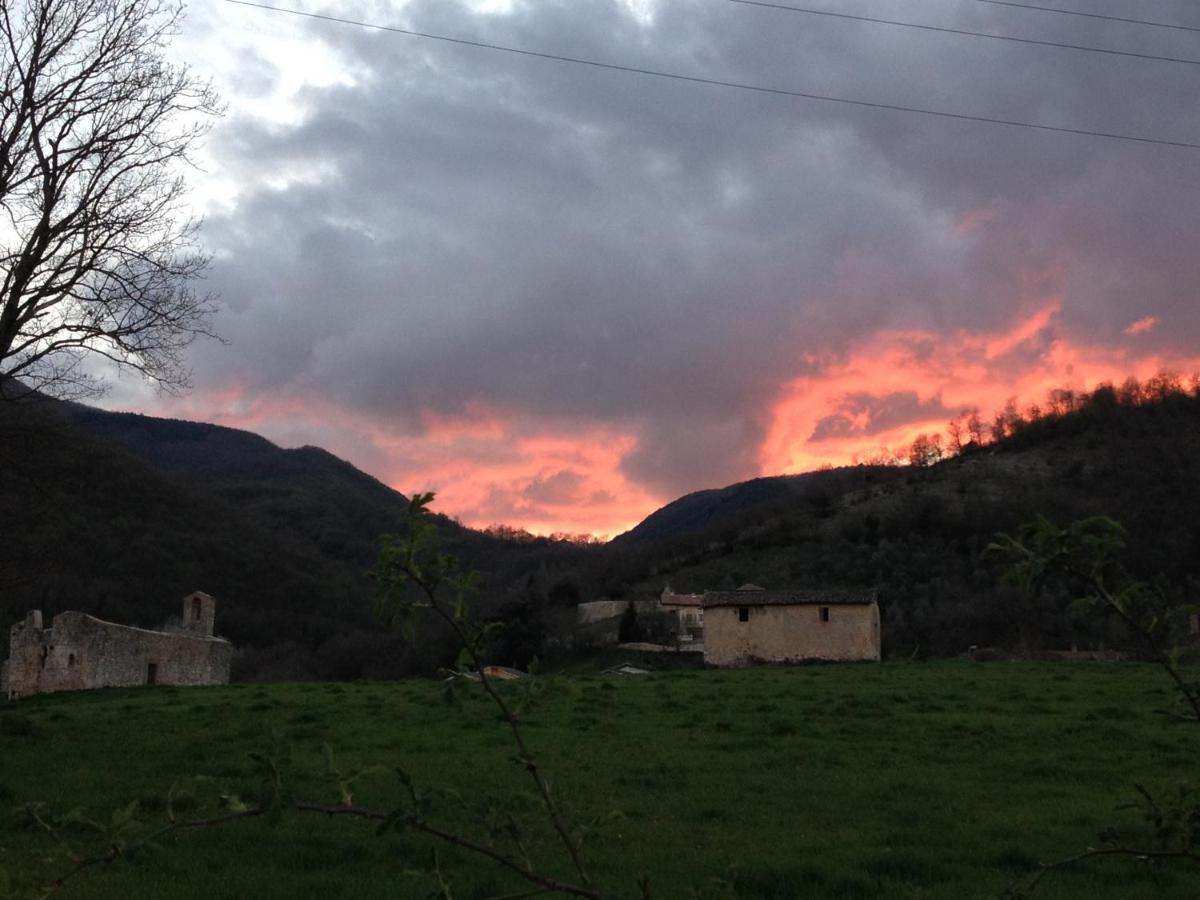 La Bottega Del Fabbro Affitto Breve Villa Contigliano Buitenkant foto