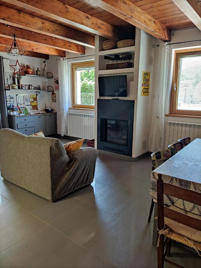 La Bottega Del Fabbro Affitto Breve Villa Contigliano Buitenkant foto